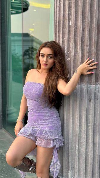 tanya-sharma-is-a-sight-to-behold-in-white-dress